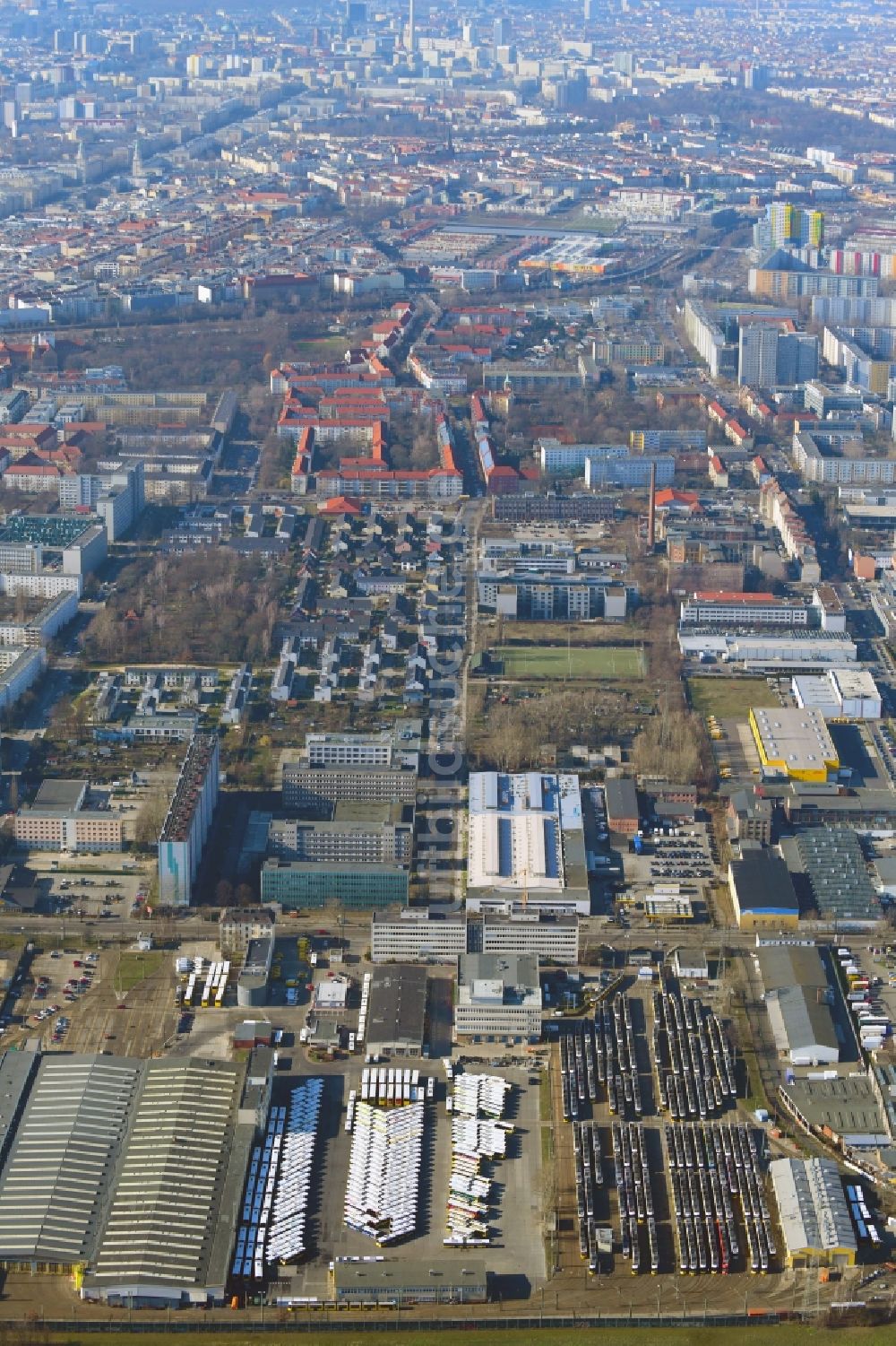 Berlin von oben - BVG Bus- und Straßenbahnhof im Bezirk Lichtenberg in Berlin