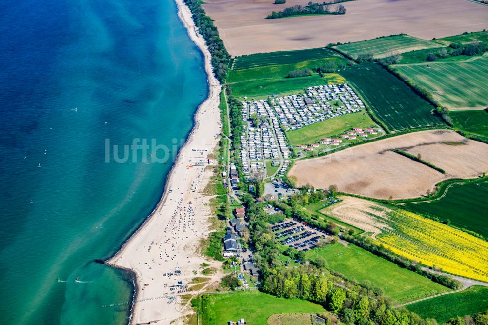 Luftaufnahme Schwedeneck - Campingplatz an der Meeresküste Campingplatz Surendorf in Schwedeneck im Bundesland Schleswig-Holstein, Deutschland