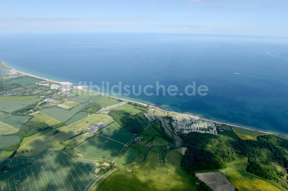 Waabs von oben - Campingplatz an der Meeresküste der Ostsee in Waabs im Bundesland Schleswig-Holstein, Deutschland