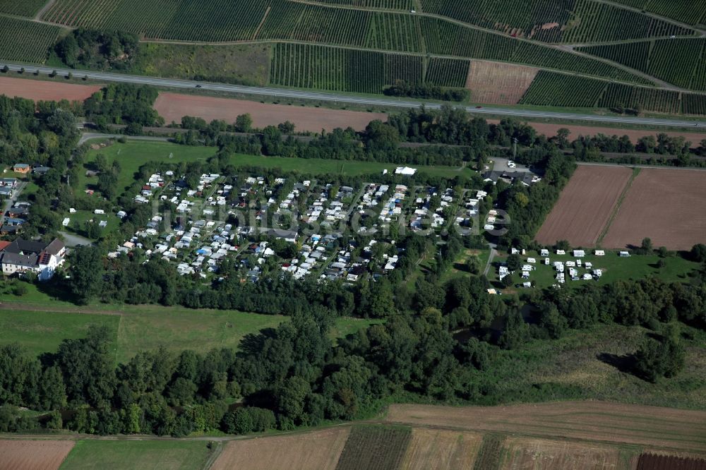 Monzingen aus der Vogelperspektive: Campingplatz von Monzingen Verbandsgemeinde Bad Sobernheim im Bundesland Rheinland-Pfalz