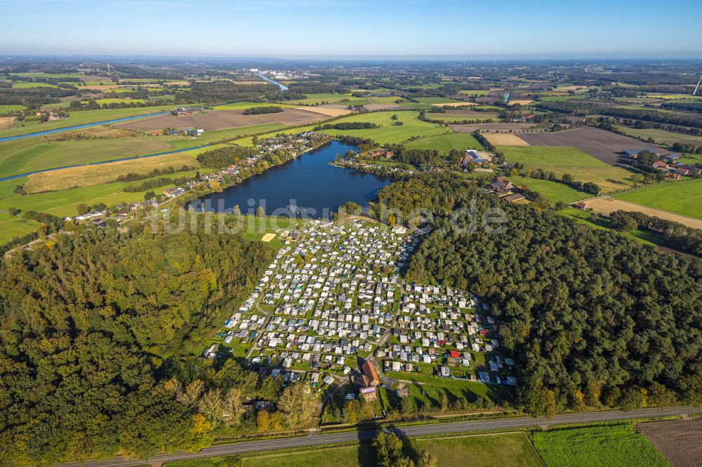 Ternsche von oben - Campingplatz Seepark Ternsche am Seeufer des Ternscher See in Ternsche im Bundesland Nordrhein-Westfalen, Deutschland