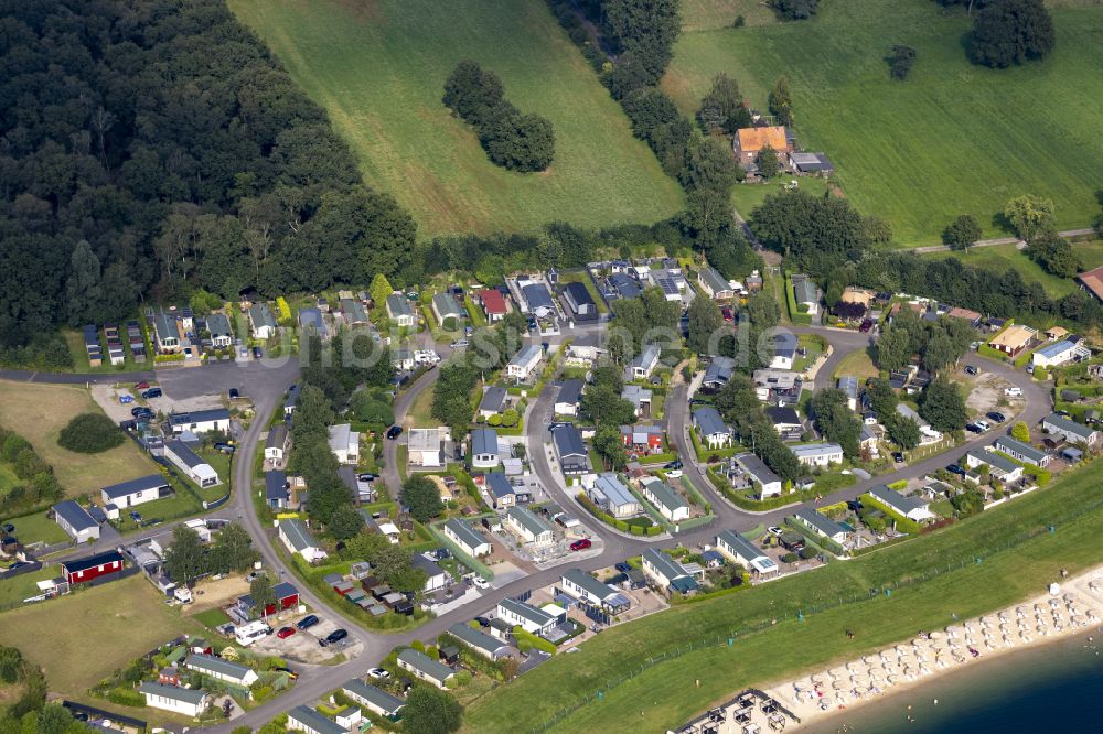 Wachtendonk von oben - Campingplatz mit Tiny House - Siedlung in Wachtendonk im Bundesland Nordrhein-Westfalen, Deutschland