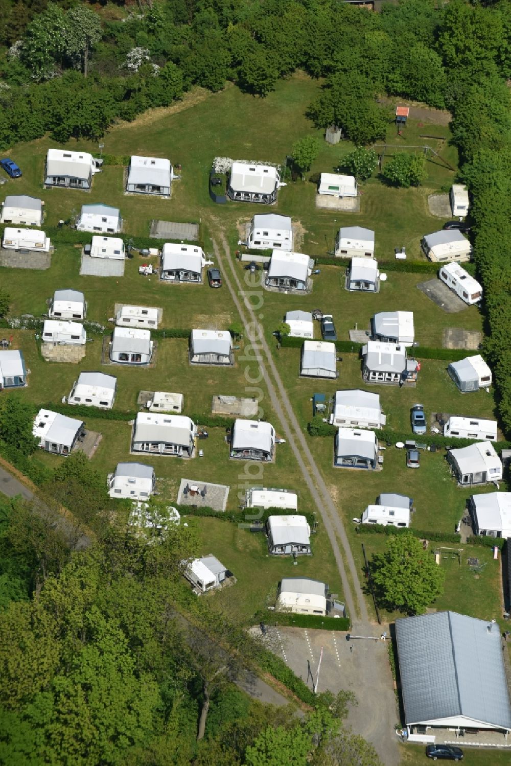 Allinge von oben - Campingplatz mit Wohnwagen und Zelten in Allinge in Region Hovedstaden, Dänemark