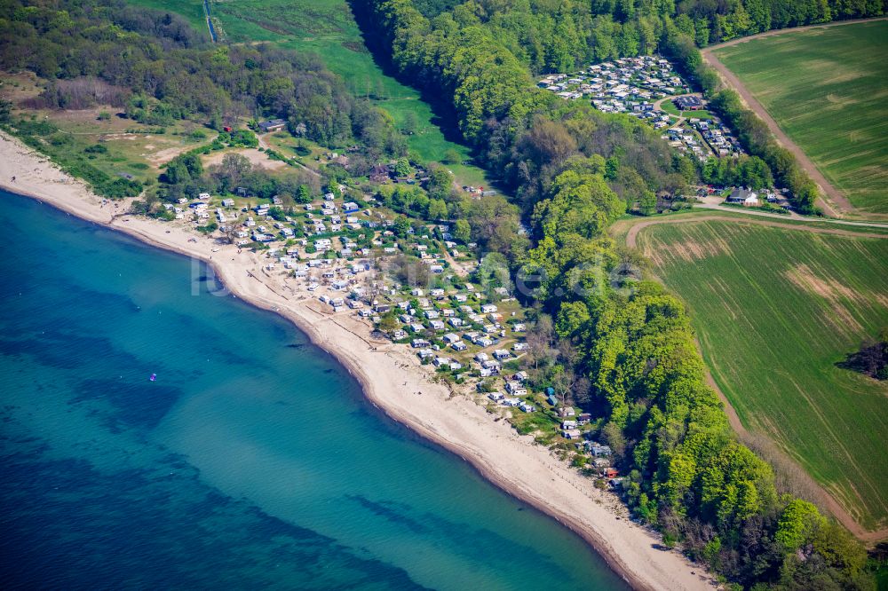 Luftaufnahme Noer - Campingplatz mit Wohnwagen und Zelten in Noer im Bundesland Schleswig-Holstein