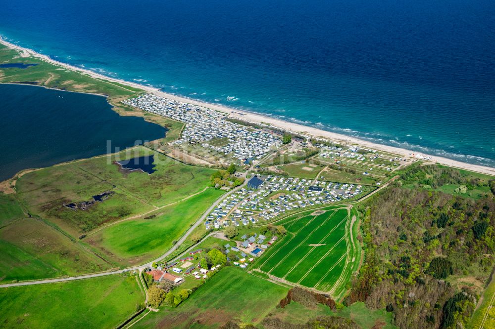 Luftaufnahme Schubystrand - Campingplatz mit Wohnwagen und Zelten in Schubystrand im Bundesland Schleswig-Holstein