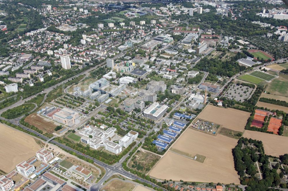 Luftaufnahme Mainz - Campus derJohannes-Gutenberg-Universität, eine deutsche Hochschule in Mainz im Bundesland Rheinland-Pfalz