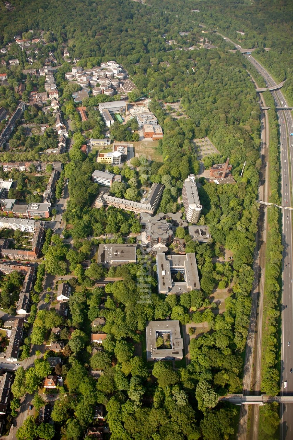 Luftaufnahme Duisburg - Campus Duisburg der Universität Duisburg-Essen in Duisburg im Bundesland Nordrhein-Westfalen