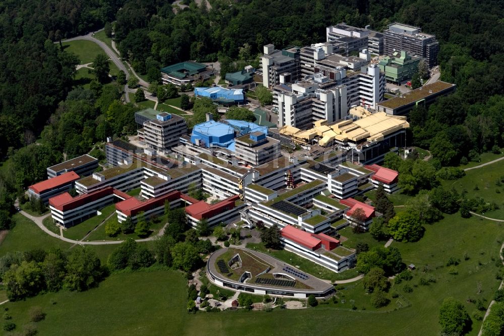 Konstanz von oben - Campus- Gebäude der Universität Konstanz im Ortsteil Egg in Konstanz im 