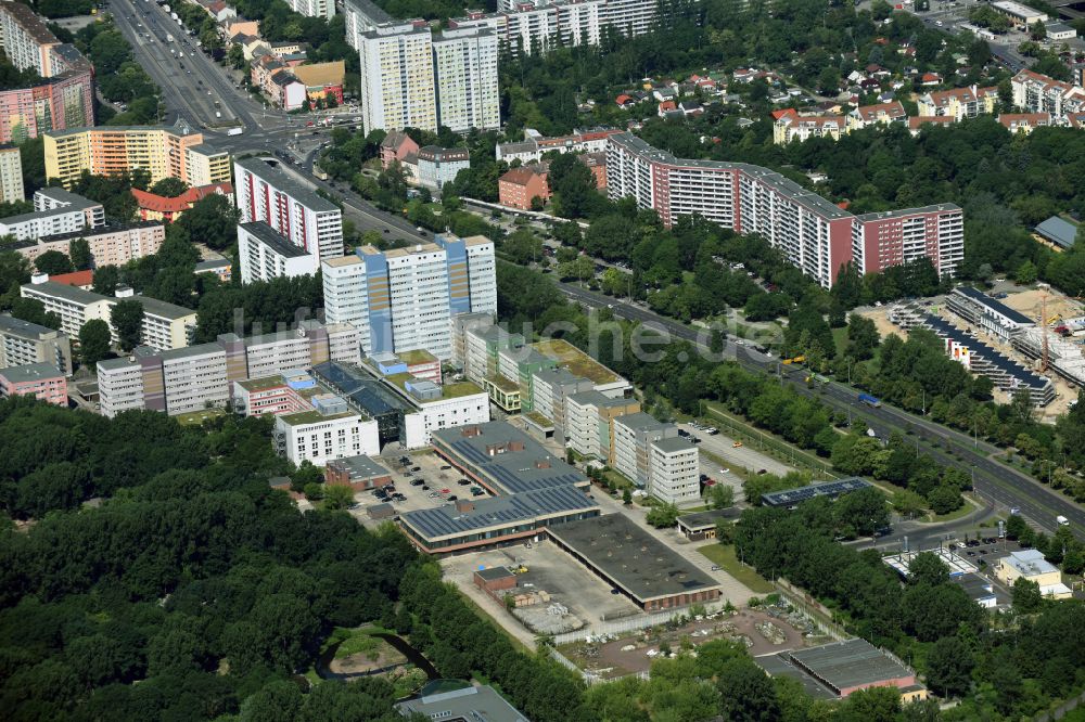 Berlin von oben - Campus- Gebaude der Fachhochschule HWR Berlin Campus Lichtenberg Alt-Friedrichsfelde in Berlin