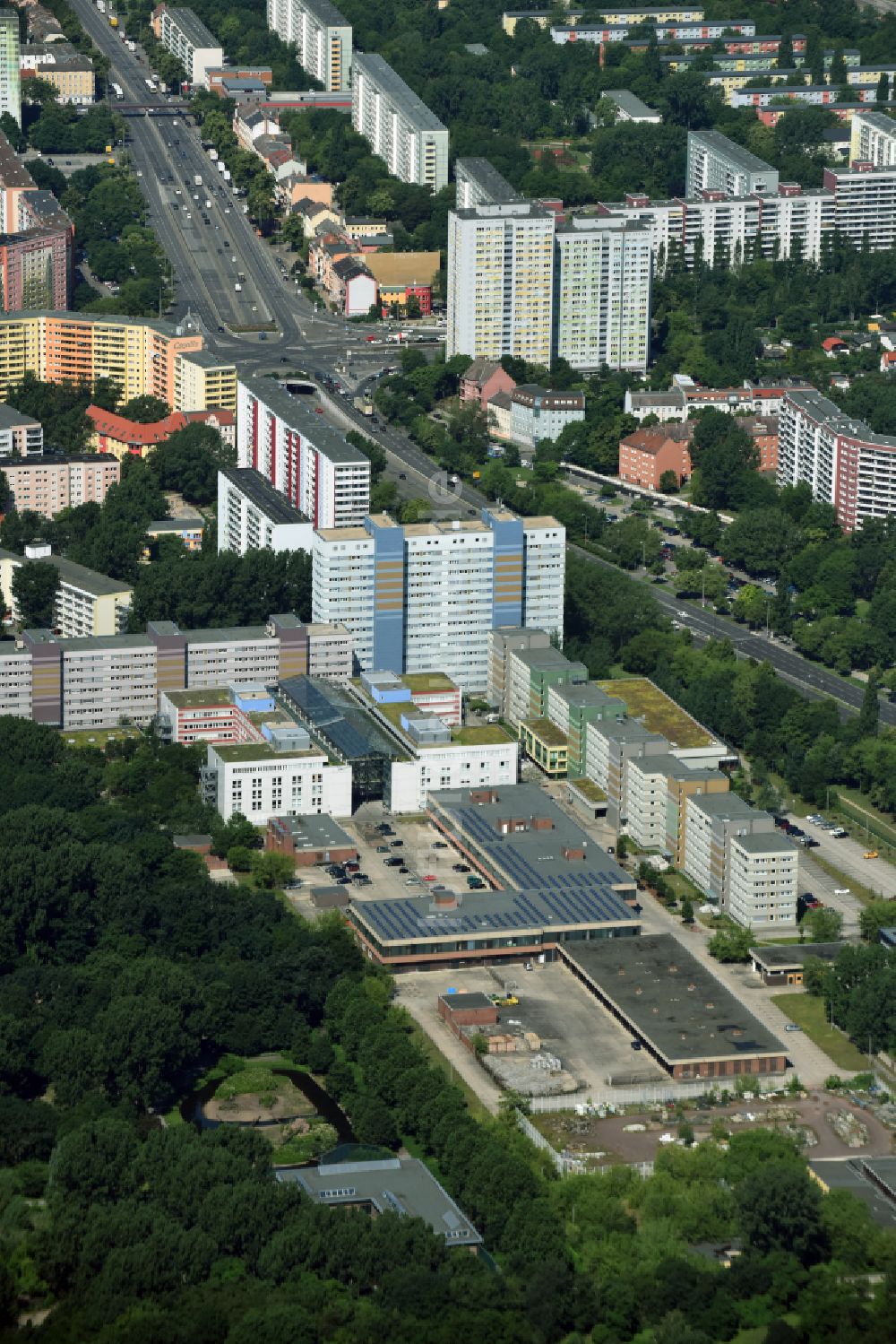 Luftbild Berlin - Campus- Gebaude der Fachhochschule HWR Berlin Campus Lichtenberg Alt-Friedrichsfelde in Berlin