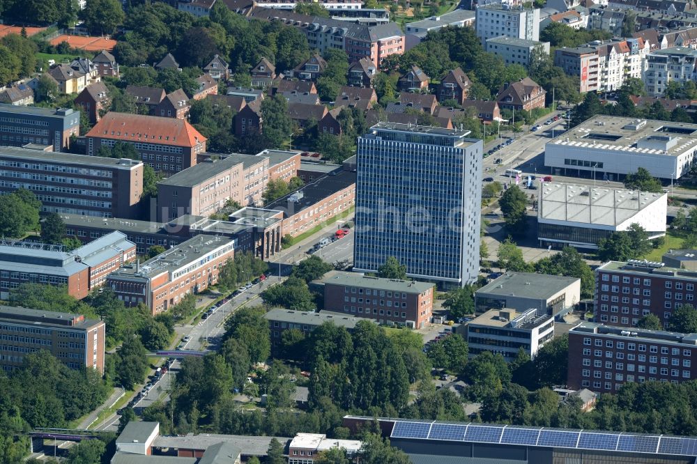 Luftaufnahme Kiel - Campus- Gebäude der Christian-Albrechts- Universität zu Kiel im Bundesland Schleswig-Holstein
