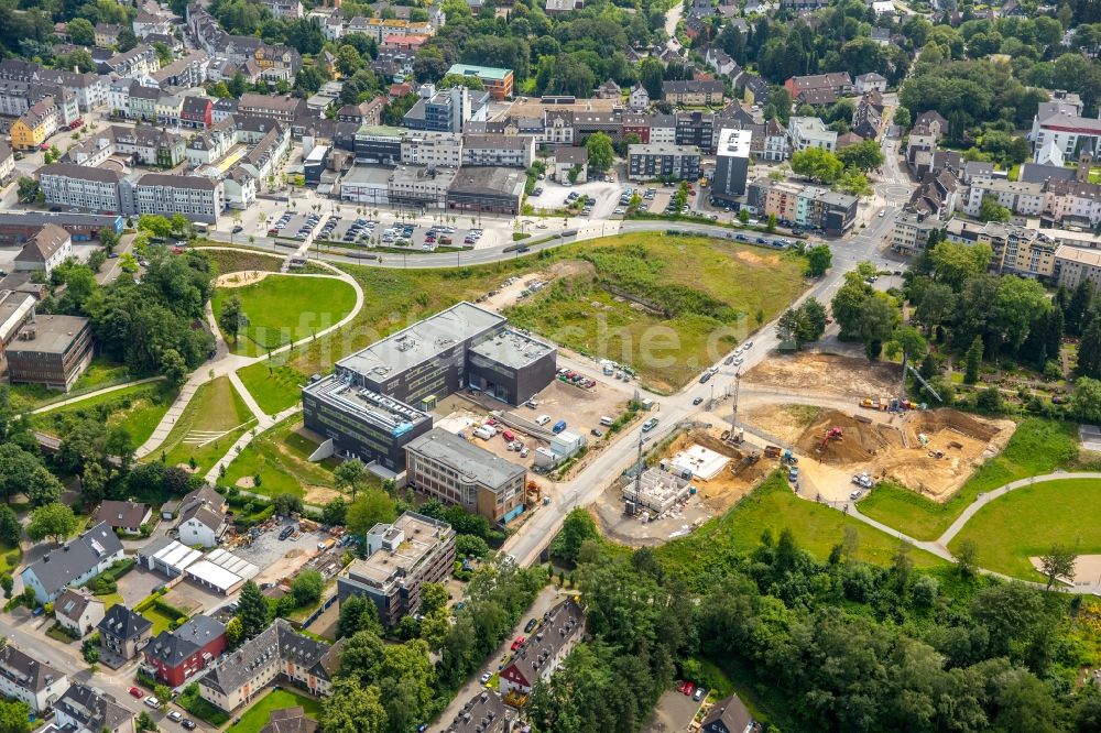 Heiligenhaus aus der Vogelperspektive: Campus- Gebäude der Fachhochschule Bochum am Panorama Park - Hefelmannpark in Heiligenhaus im Bundesland Nordrhein-Westfalen