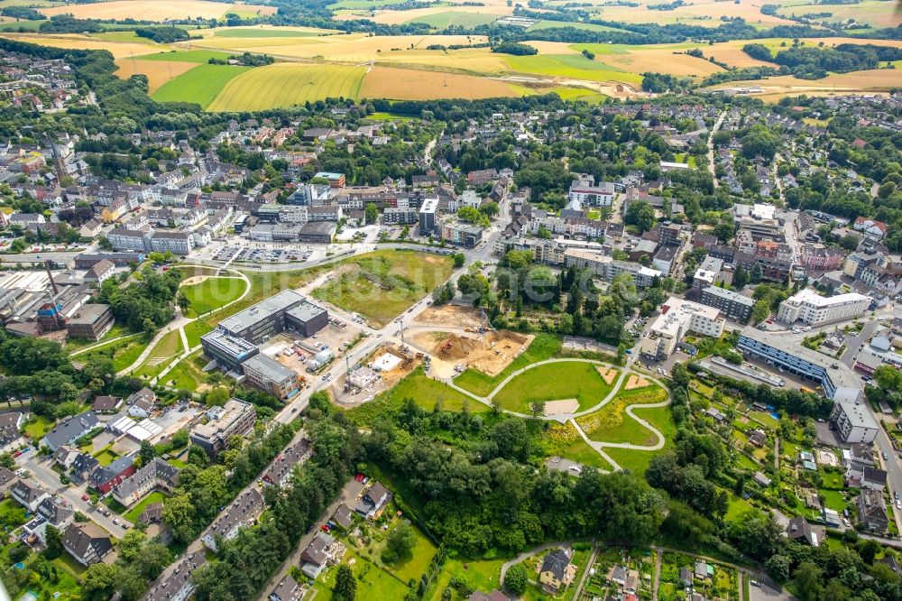 Luftbild Heiligenhaus - Campus- Gebäude der Fachhochschule Bochum am Panorama Park - Hefelmannpark in Heiligenhaus im Bundesland Nordrhein-Westfalen