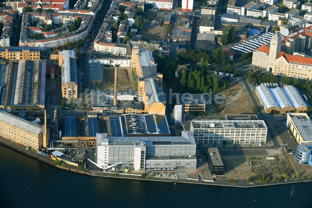 Berlin von oben - Campus- Gebäude der Hochschule für Technik und Wirtschaft Berlin - Campus Wilhelminenhof in Schöneweide in Berlin, Deutschland