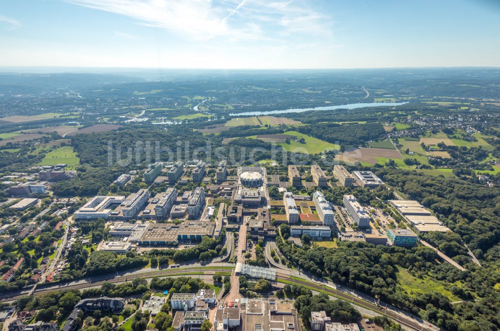 Luftaufnahme Bochum - Campus- Gebäude der Ruhr-Universität in Bochum im Bundesland Nordrhein-Westfalen