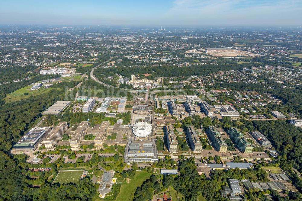 Luftaufnahme Bochum - Campus- Gebäude der Ruhr-Universität in Bochum im Bundesland Nordrhein-Westfalen