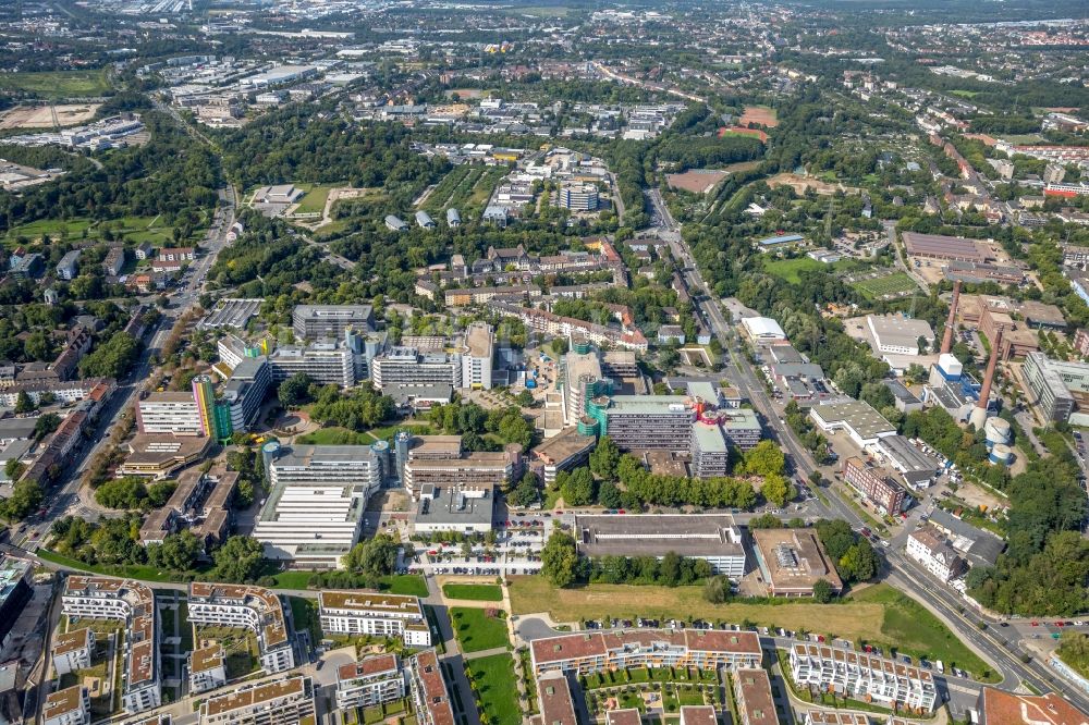 Luftaufnahme Essen - Campus- Gebäude der Universität Duisburg-Essen in Essen im Bundesland Nordrhein-Westfalen - NRW, Deutschland