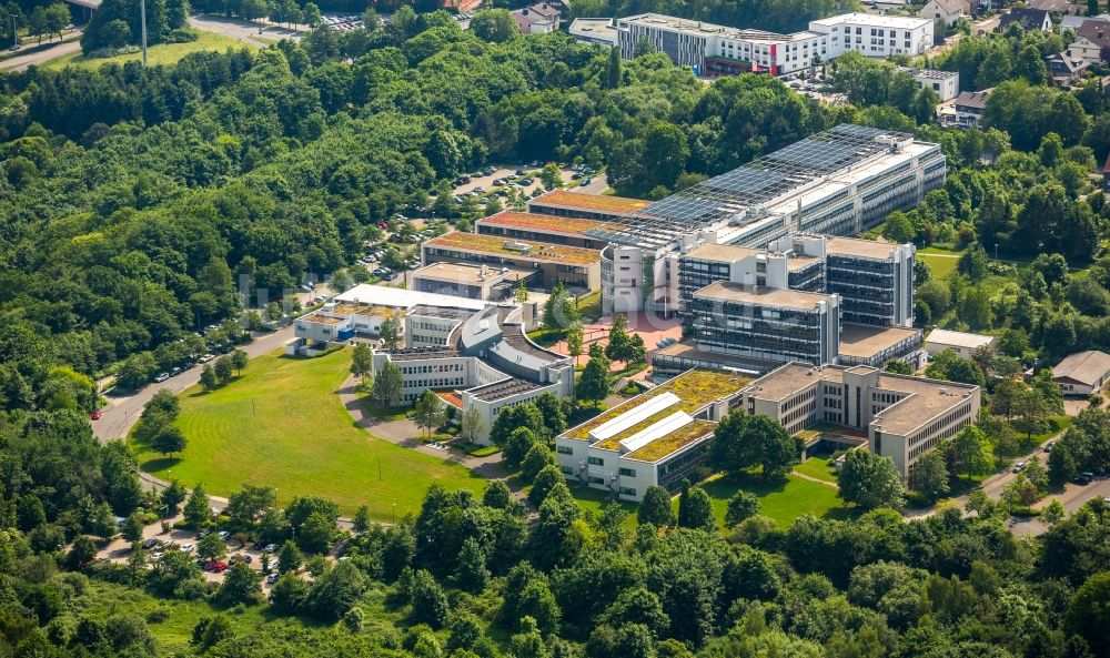 Luftaufnahme Hagen - Campus- Gebäude der Universität FernUniversität Hagen / ESG / KSW entlang der Universitätsstraße in Hagen im Bundesland Nordrhein-Westfalen, Deutschland