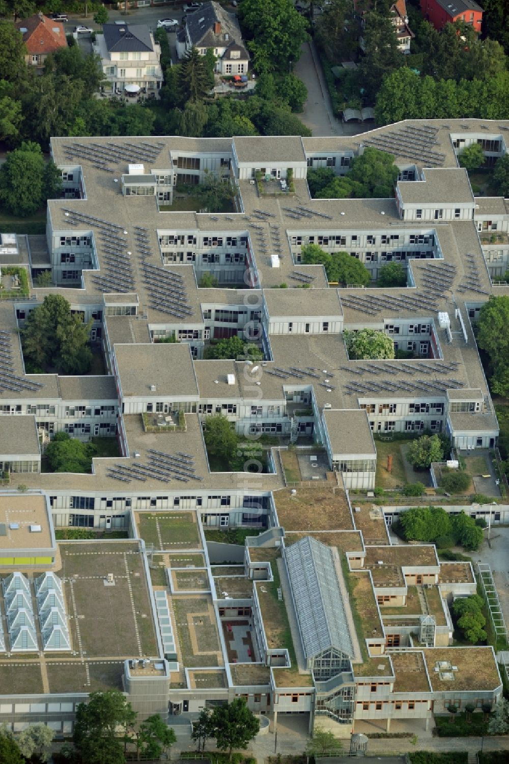 Luftaufnahme Berlin - Campus- Gebäude der Universität Freie Universität in Berlin