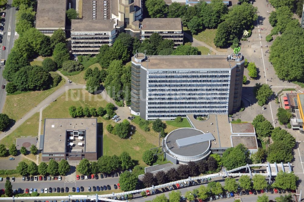 Dortmund von oben - Campus- Gebäude der Universität mit dem TU Hochhaus und Audimax in Dortmund im Bundesland Nordrhein-Westfalen