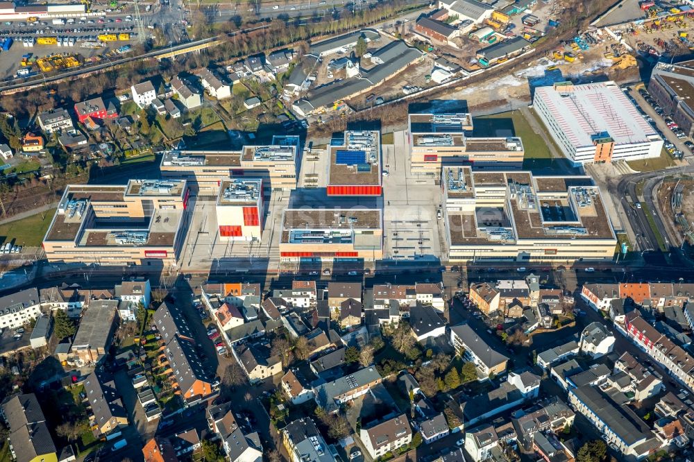 Mülheim an der Ruhr aus der Vogelperspektive: Campus- Gebäude der Universität Hochschule Ruhr West - Campus Mülheim Duisburger Straße in Mülheim an der Ruhr im Bundesland Nordrhein-Westfalen