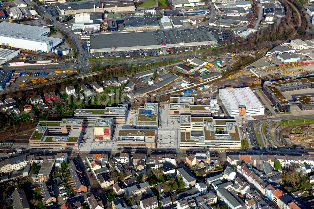 Mülheim an der Ruhr aus der Vogelperspektive: Campus- Gebäude der Universität Hochschule Ruhr West - Campus Mülheim in Mülheim an der Ruhr im Bundesland Nordrhein-Westfalen