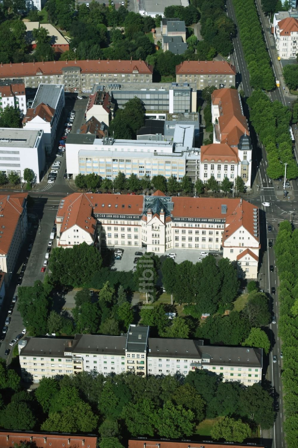 Leipzig von oben - Campus- Gebäude der Universität HTKW Hochschule für Telekommunikation Leipzig an der Gustav-Freytag-Straße in Leipzig im Bundesland Sachsen