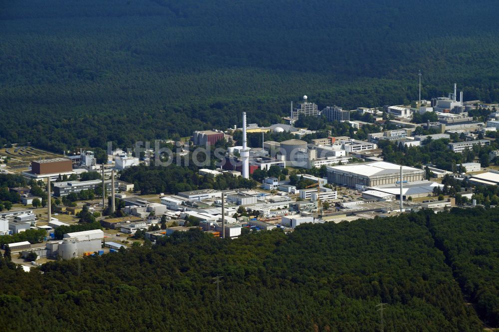 Eggenstein-Leopoldshafen von oben - Campus- Gebäude der Universität KIT Karlsruher Institut für Technologie in Eggenstein-Leopoldshafen im Bundesland Baden-Württemberg, Deutschland