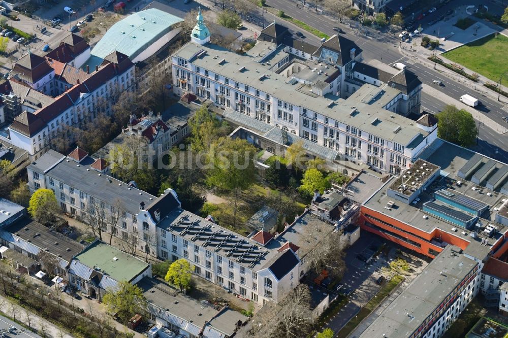 Luftbild Berlin - Campus- Gebäude der Universität der Künste Berlin in Berlin, Deutschland