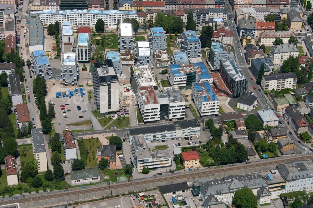 Luftbild Salzburg - Campus- Gebäude der Universität Paracelsus Medizinische Privatuniversität in Salzburg in Österreich