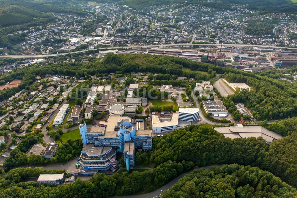 Siegen von oben - Campus- Gebäude der Universität Siegen in Siegen im Bundesland Nordrhein-Westfalen