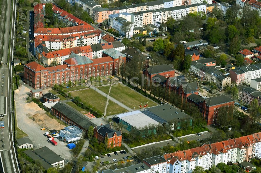 Luftbild Rostock - Campus- Gebäude der Universität an der Ulmenstraße in Rostock im Bundesland Mecklenburg-Vorpommern, Deutschland