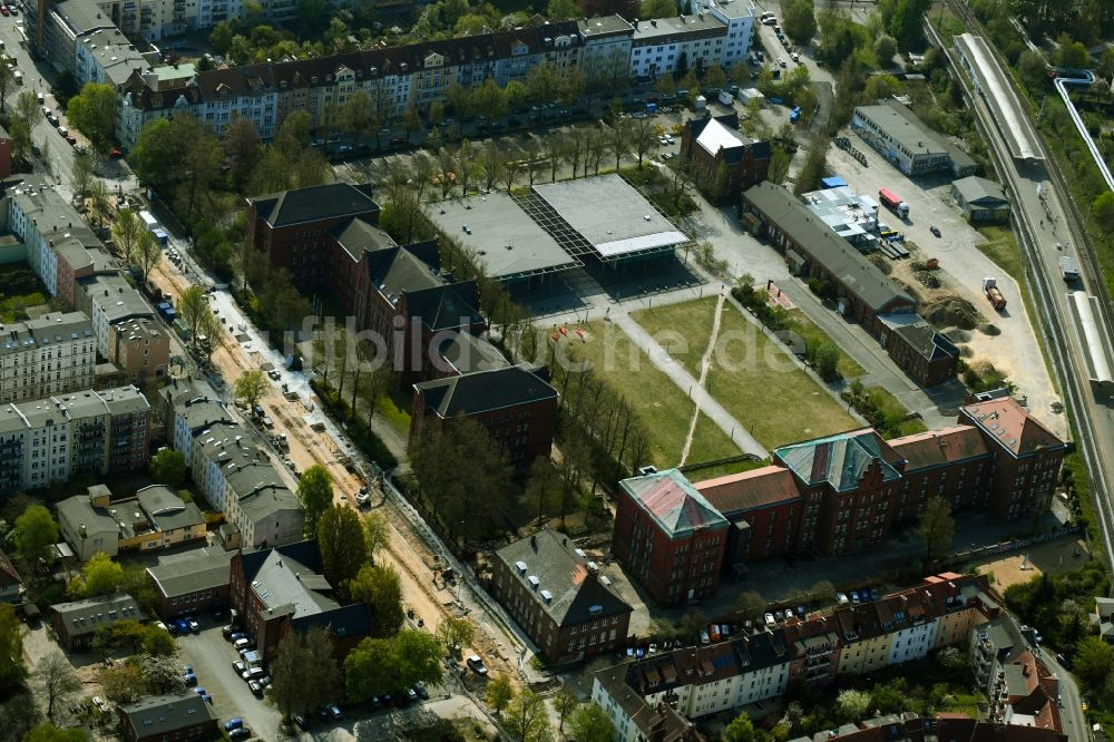 Luftbild Rostock - Campus- Gebäude der Universität an der Ulmenstraße in Rostock im Bundesland Mecklenburg-Vorpommern, Deutschland