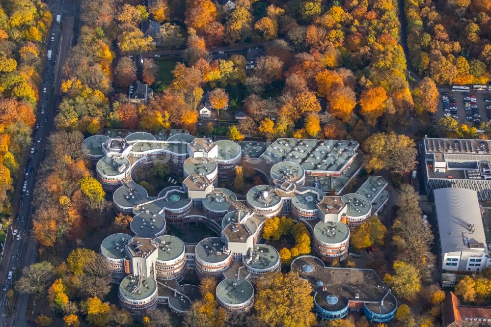 Duisburg von oben - Campus- Gebäude der Universität - umgangssprachlich Keksdosen genannt - Essen-Duisburg im Bundesland Nordrhein-Westfalen