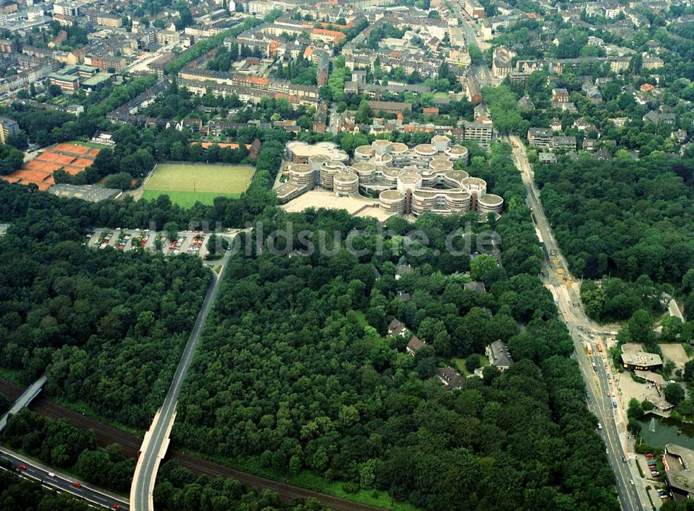 Luftaufnahme Duisburg - Campus- Gebäude der Universität Universität Duisburg-Essen - AG Horn-von Hoegen Straße in Duisburg im Bundesland Nordrhein-Westfalen