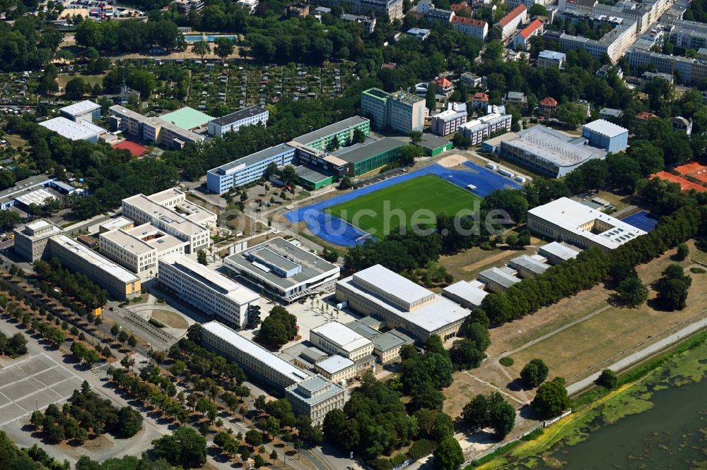 Luftbild Leipzig - Campus- Gebäude der Universität Universität Leipzig - Sportwissenschaftliche Fakultät an der Jahnallee in Leipzig im Bundesland Sachsen, Deutschland