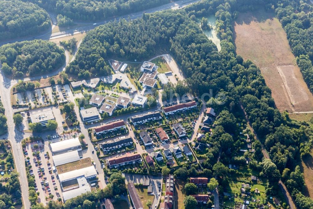 Lüneburg aus der Vogelperspektive: Campus- Gebäude der Werum Software & Systems AG und Werum IT Solutions GmbH im Ortsteil Moorfeld in Lüneburg im Bundesland Niedersachsen, Deutschland