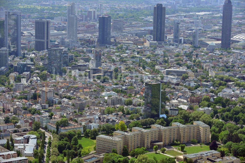 Frankfurt am Main aus der Vogelperspektive: Campus- Gelände der Goethe-Universität in Frankfurt am Main im Bundesland Hessen