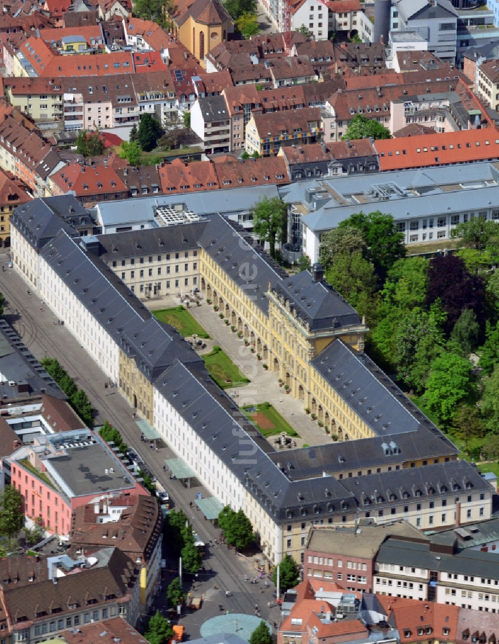 Würzburg aus der Vogelperspektive: Campus- Gelände der Universität Philosophische Fakultät II der Julius-Maximilians-Universität in Würzburg im Bundesland Bayern