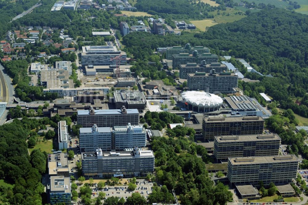 Bochum aus der Vogelperspektive: Campus- Gelände der Universität Ruhr-Universität in Bochum im Bundesland Nordrhein-Westfalen