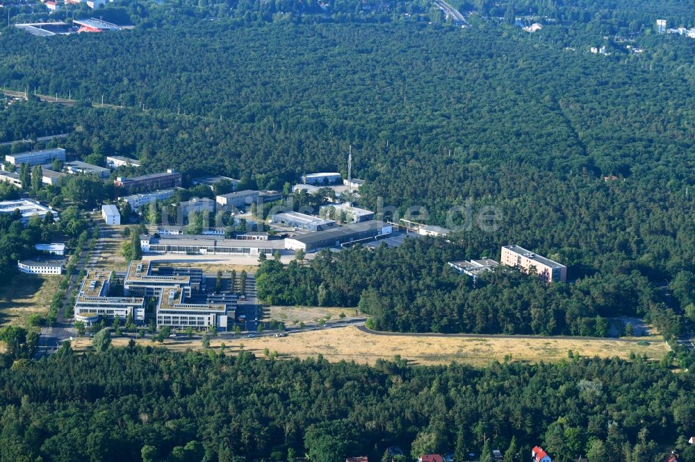 Luftbild Berlin - Campus des Innovationspark Wuhlheide ( IPW ) in Berlin - Köpenick