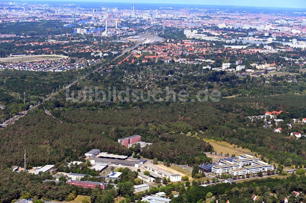 Berlin von oben - Campus des Innovationspark Wuhlheide ( IPW ) in Berlin - Köpenick