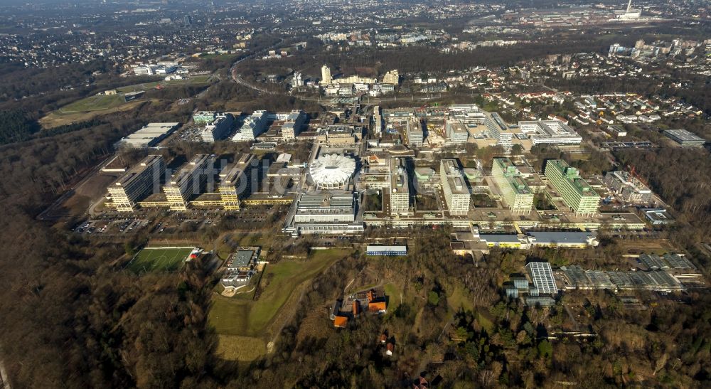 Luftaufnahme Bochum - Campus der RUB Ruhr- Universität Bochum in Nordrhein-Westfalen