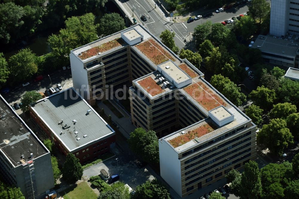 Berlin von oben - Campus- Universitäts- Bereich TU Berlin - MAR Gebäude Marchstraße in Berlin