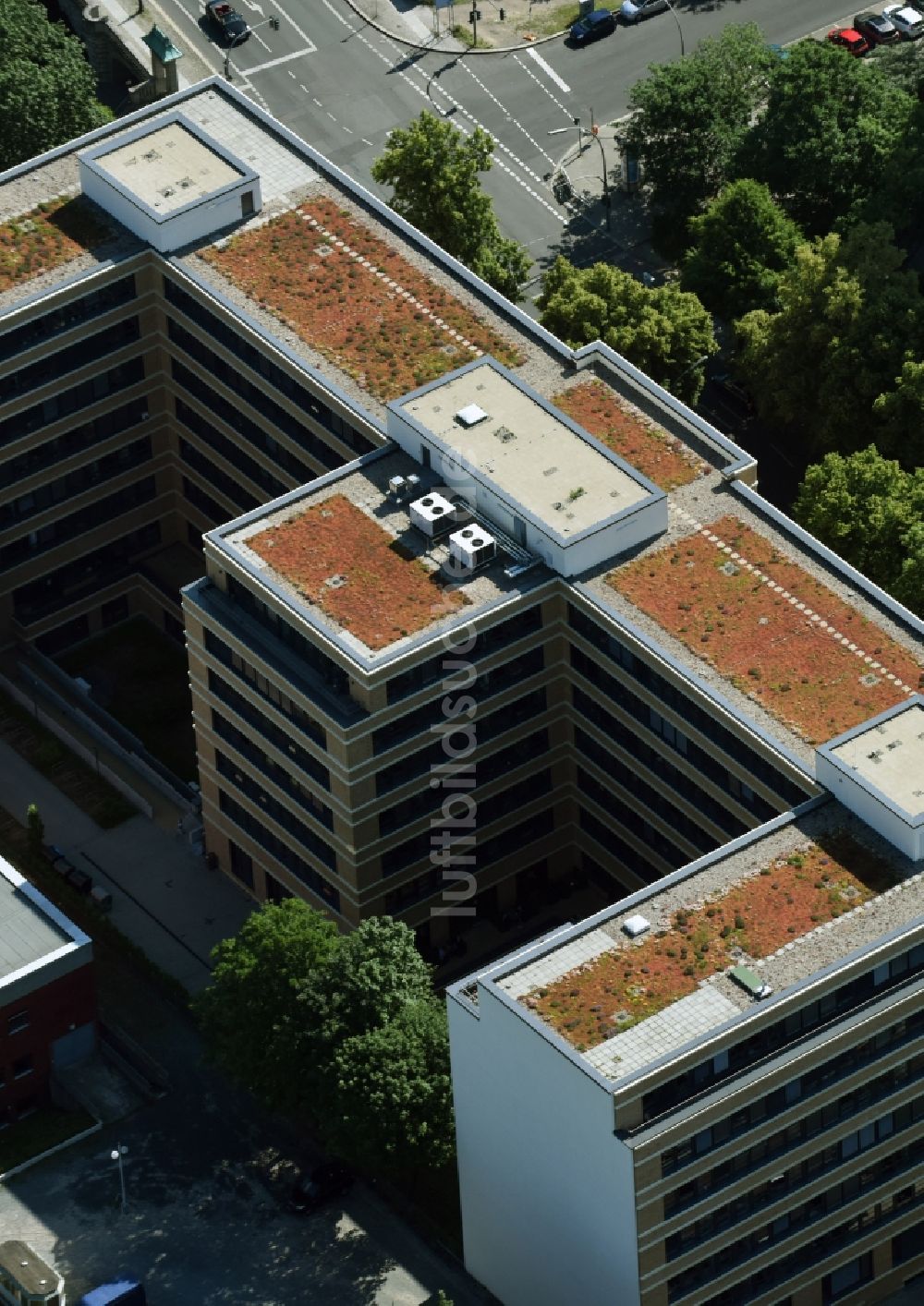 Berlin aus der Vogelperspektive: Campus- Universitäts- Bereich TU Berlin - MAR Gebäude Marchstraße in Berlin