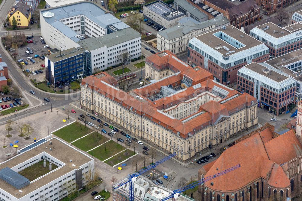 Frankfurt (Oder) von oben - Campus- Universitäts- Bereich Europa-Universität Viadrina - Zentrale in Frankfurt (Oder) im Bundesland Brandenburg, Deutschland