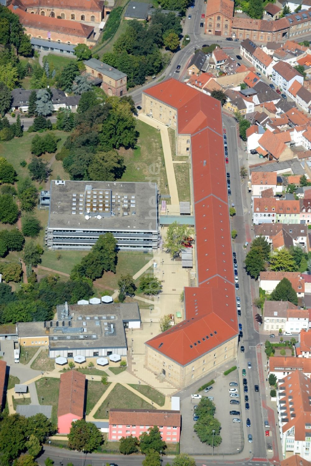 Luftaufnahme Germersheim - Campus- Universitäts- Bereich Johannes Gutenberg Uni Mainz FB Angew. Sprach-u. Kultur in Germersheim im Bundesland Rheinland-Pfalz