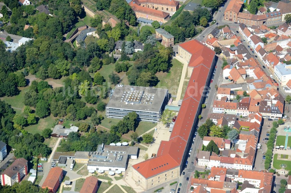 Germersheim von oben - Campus- Universitäts- Bereich Johannes Gutenberg Uni Mainz FB Angew. Sprach-u. Kultur in Germersheim im Bundesland Rheinland-Pfalz