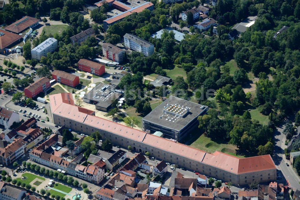 Germersheim aus der Vogelperspektive: Campus- Universitäts- Bereich Johannes Gutenberg Uni Mainz FB Angew. Sprach-u. Kultur in Germersheim im Bundesland Rheinland-Pfalz