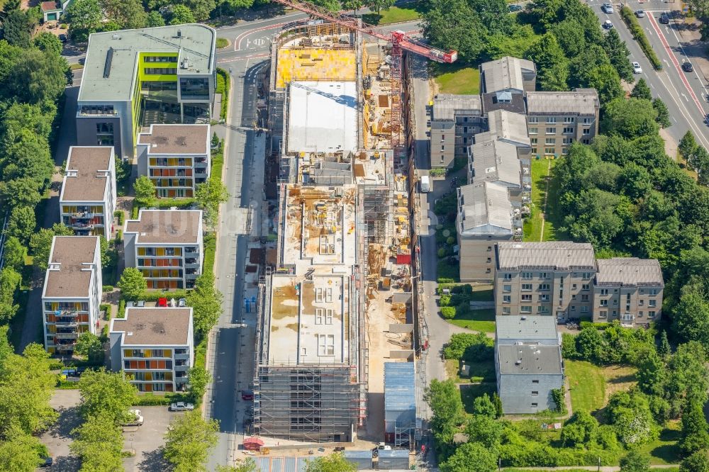 Bielefeld aus der Vogelperspektive: Campus- Universitäts- Bereich mit Neubau- Baustelle Innovationszentrum an der Morgenbreede im Ortsteil Schildesche in Bielefeld im Bundesland Nordrhein-Westfalen